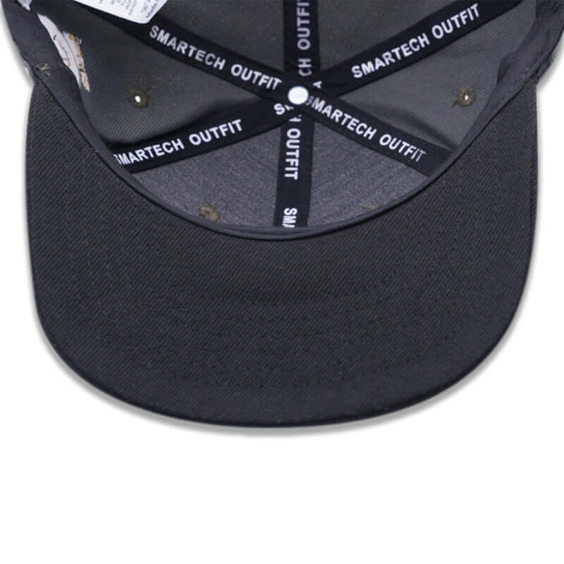 Gray & Black Snapback Cap - Smartech Outfit