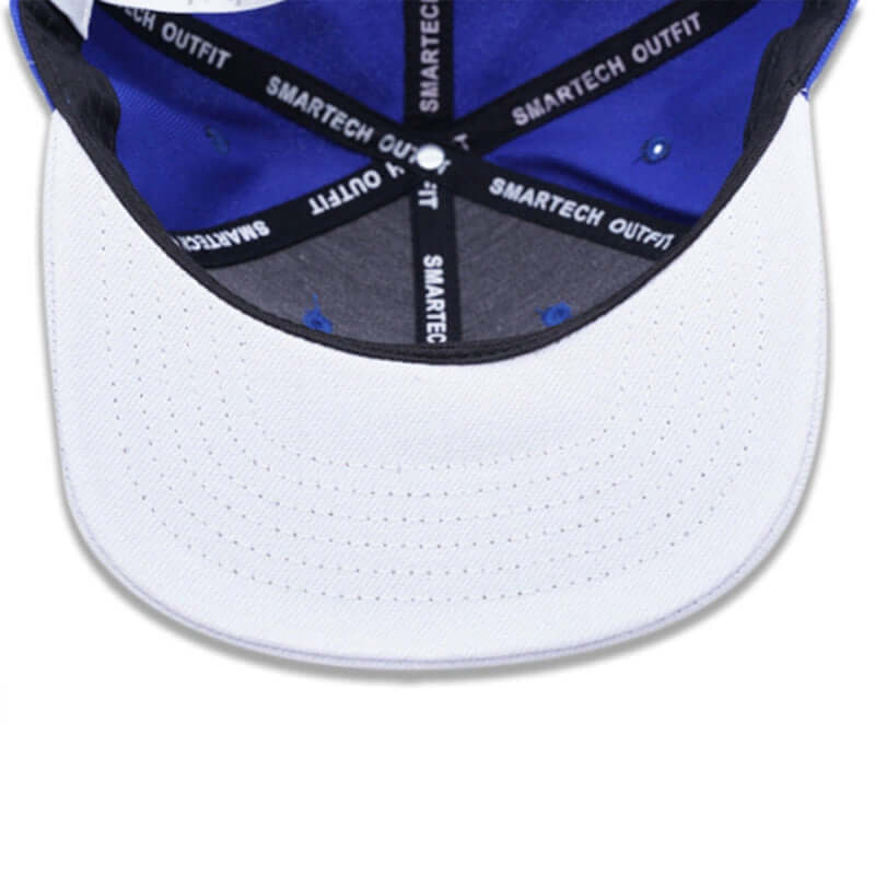 Close-up of black SnapBack cap – Trendsetting headwear